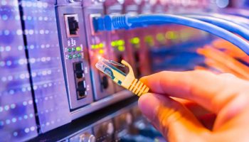 Le déploiement de la fibre optique en Bretagne : que faut-il savoir ?