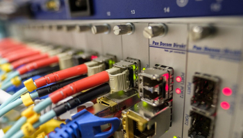Optez pour la Fibre Optique en France :  une connexion plus rapide et fiable