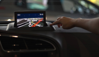 Meilleur système de géolocalisation voiture en 2022 : lequel choisir ?
